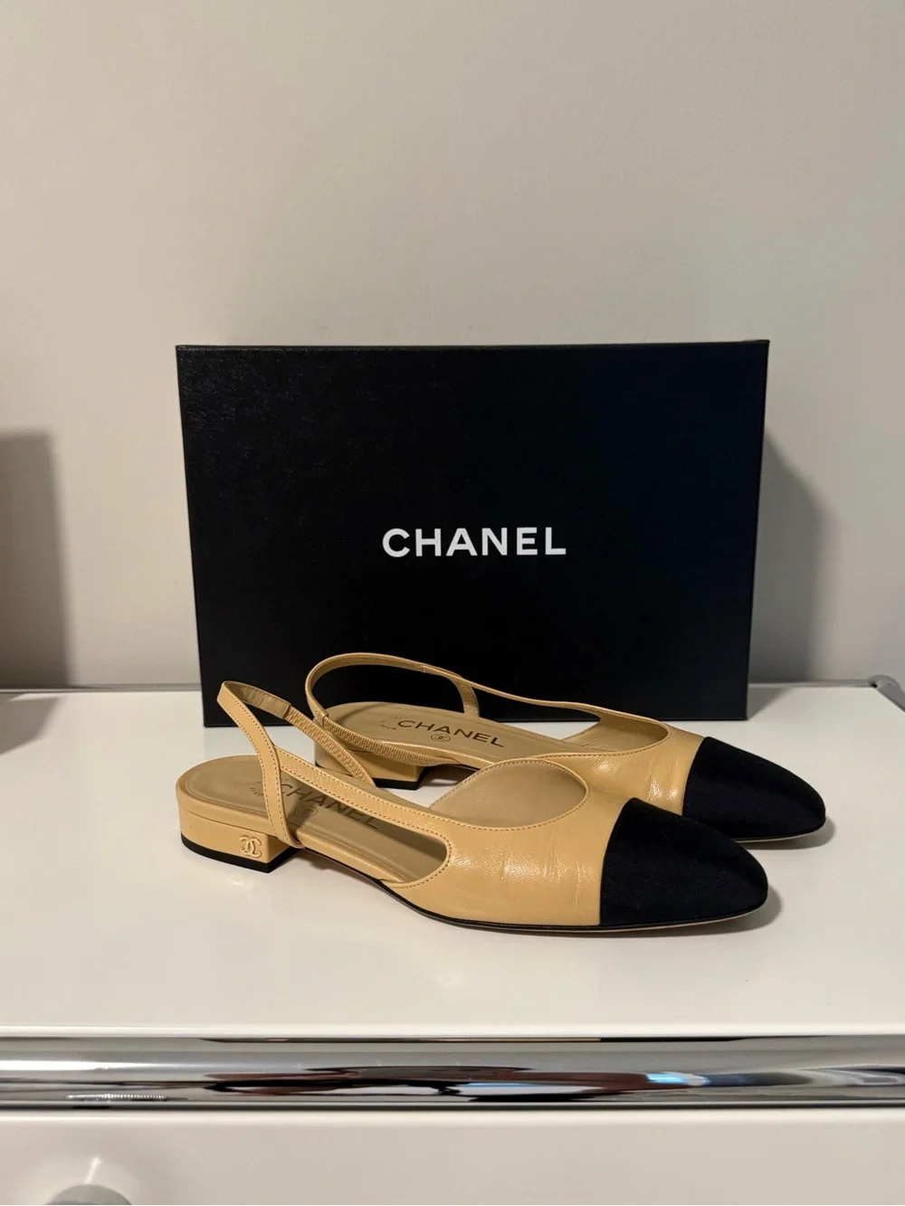 CHANEL Beige & Black Slingbacks
